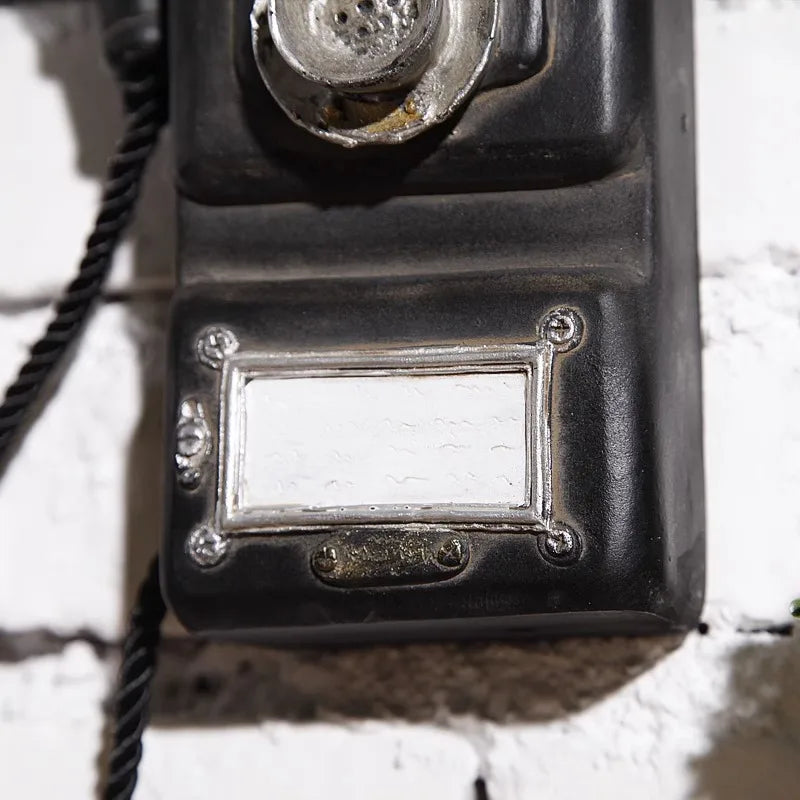 Téléphone rétro en résine