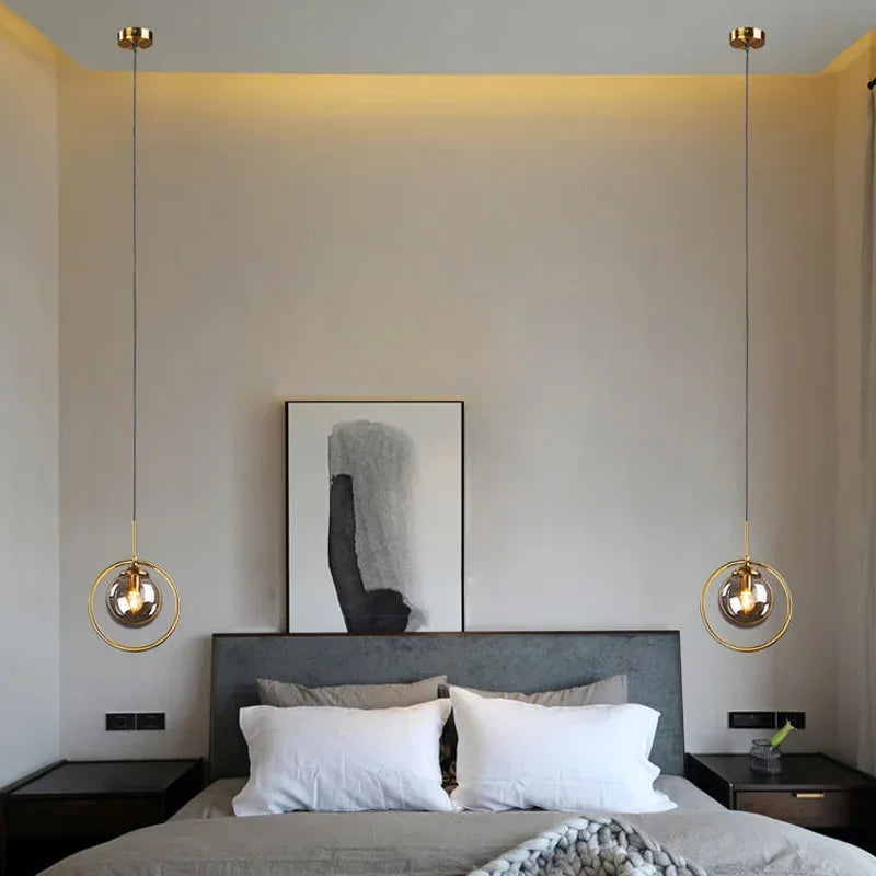 Lampe suspendue en forme de boule de verre