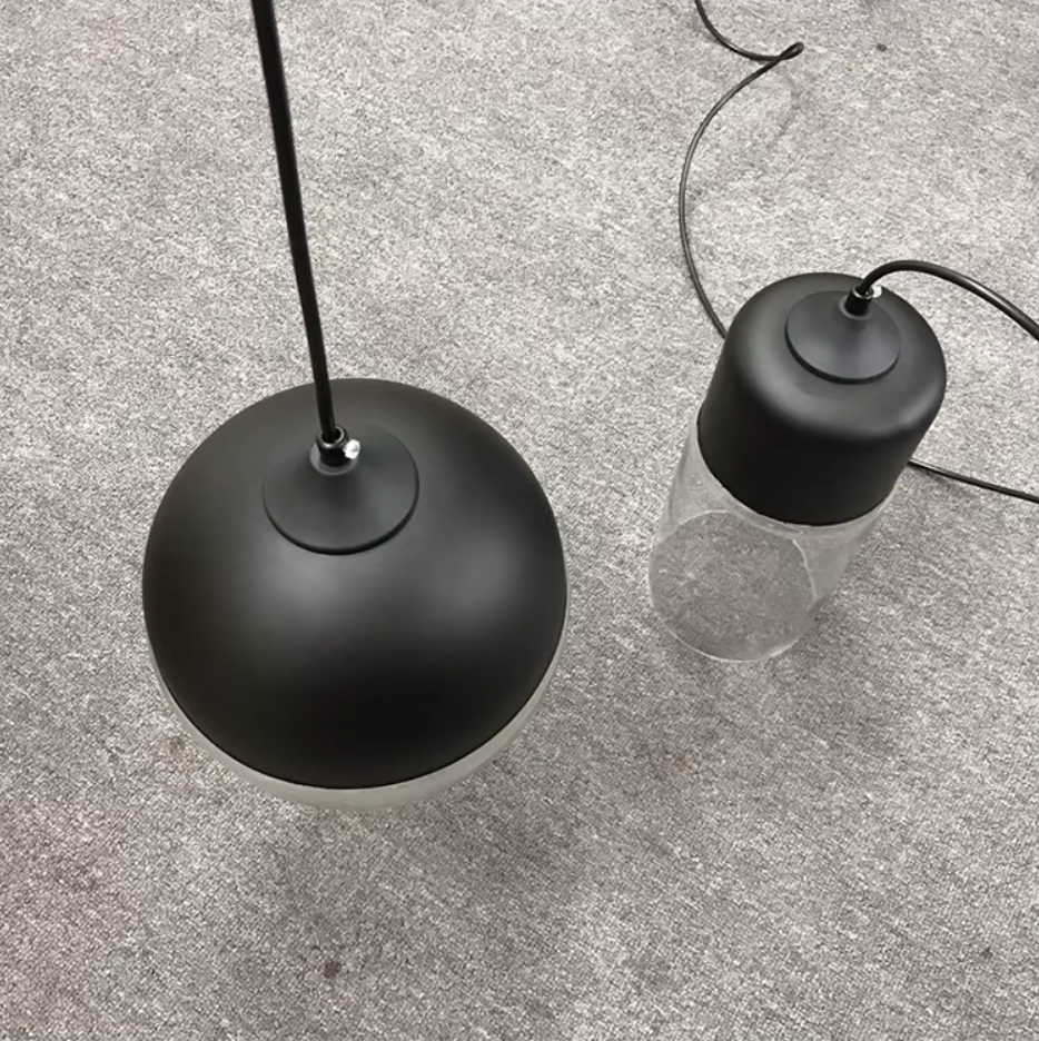 Lampe à suspension moderne en verre