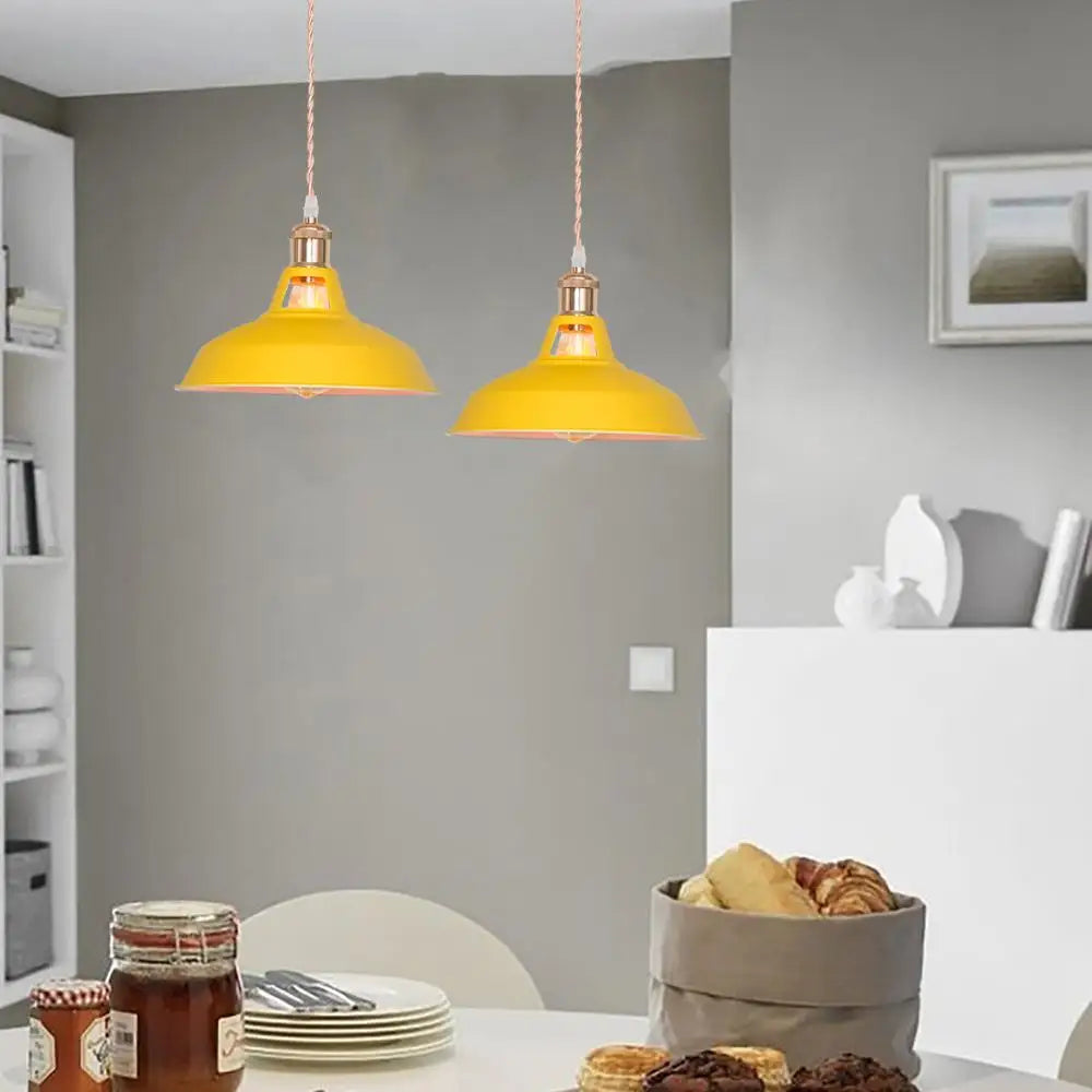 Lampe suspendue colorée