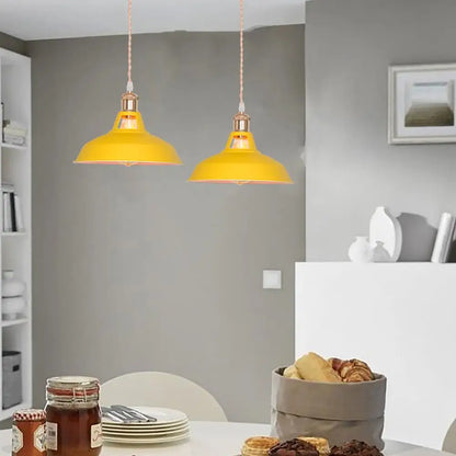 Lampe suspendue colorée