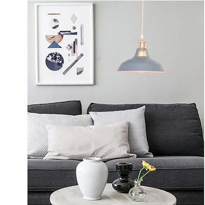 Lampe suspendue colorée