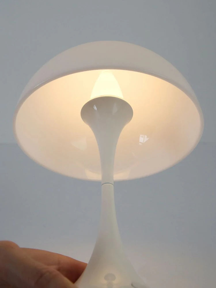 Flower Bud Table Lamp