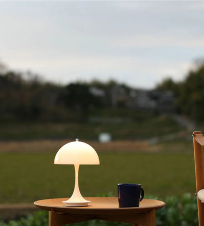 Lampe de table à boutons de fleurs