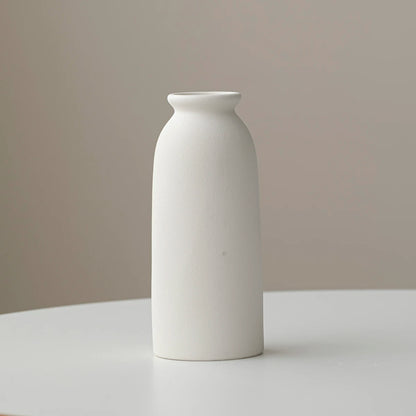 Vase en céramique minimaliste