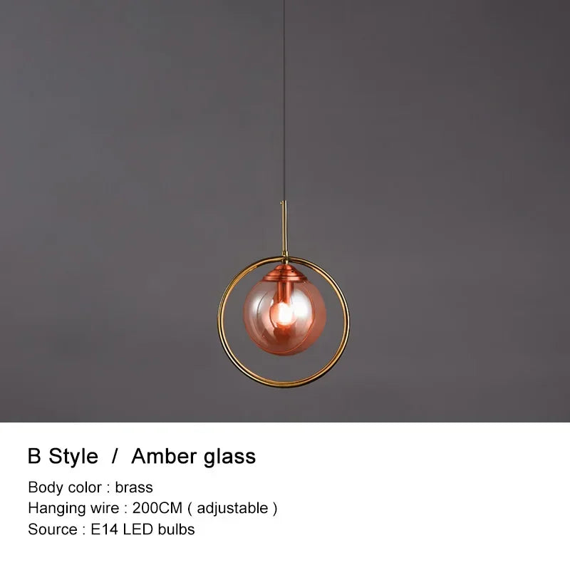 Lampe suspendue en forme de boule de verre