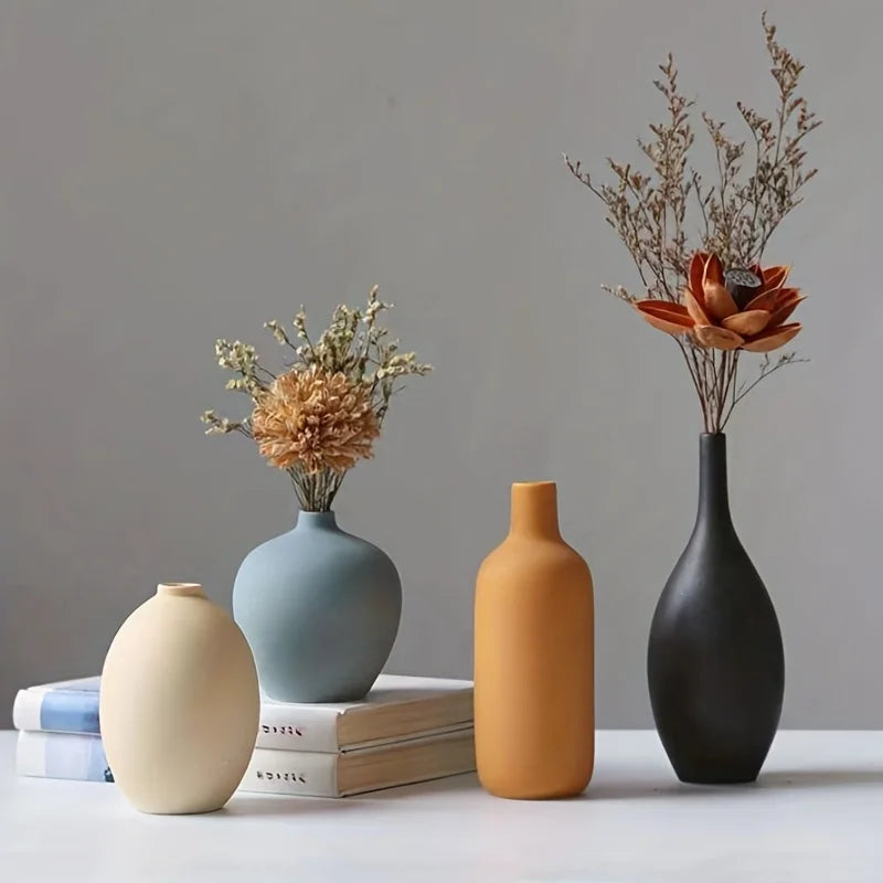 Lot de 4 vases en céramique colorés