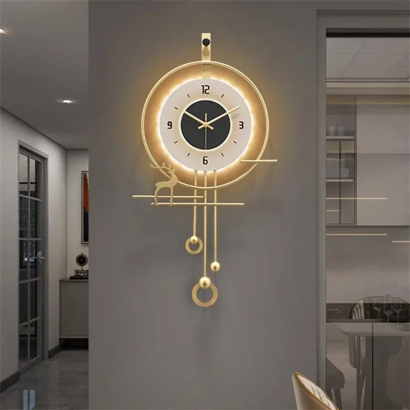 Winter Gold Clock