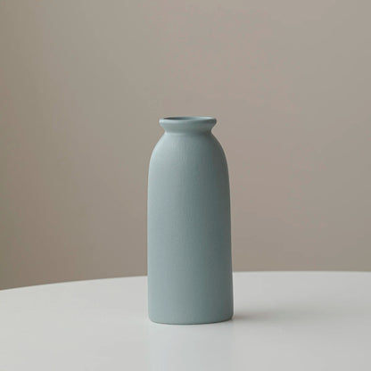 Vase en céramique minimaliste