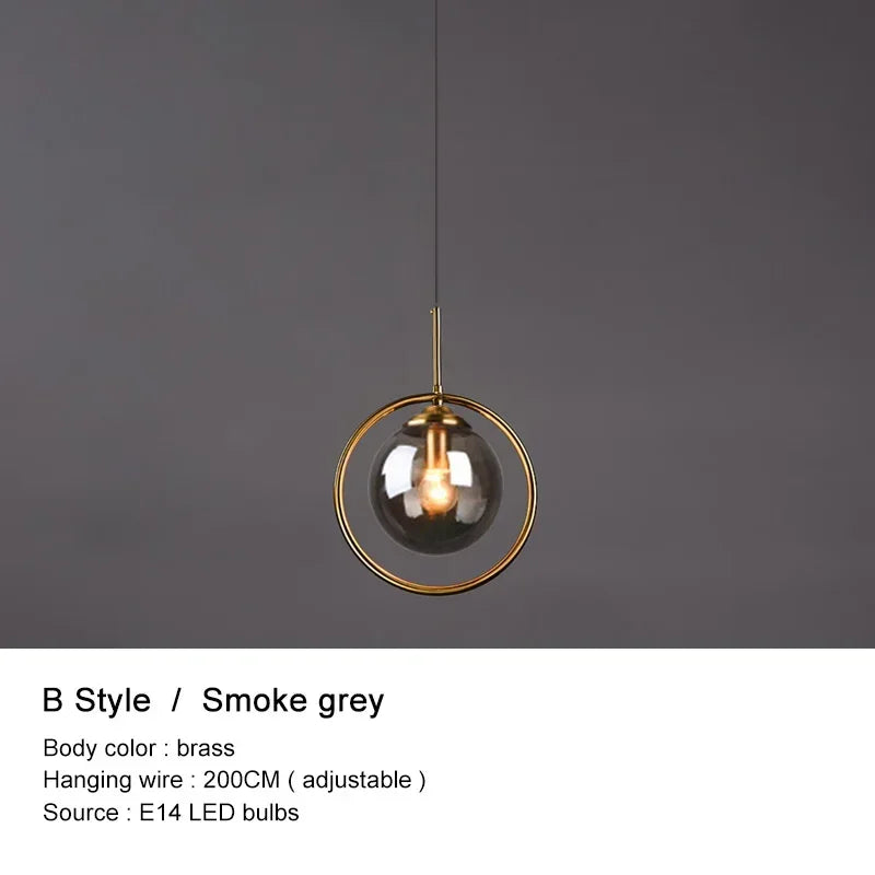 Lampe suspendue en forme de boule de verre